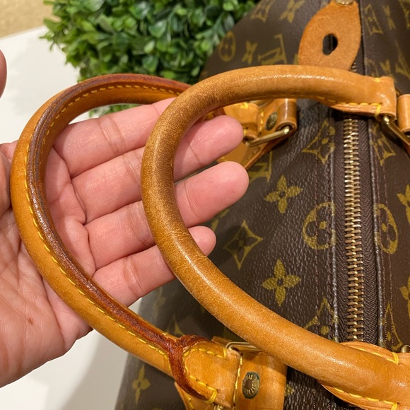 Authentic LV Speedy 35 - Picture 8 of 15